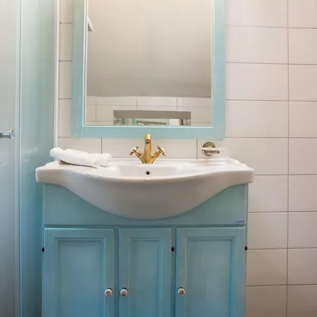 Stayeva 11 Πανσιόν 4*