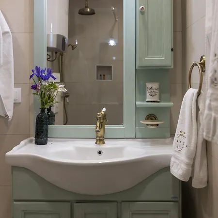 Stayeva 11 Πανσιόν 4*