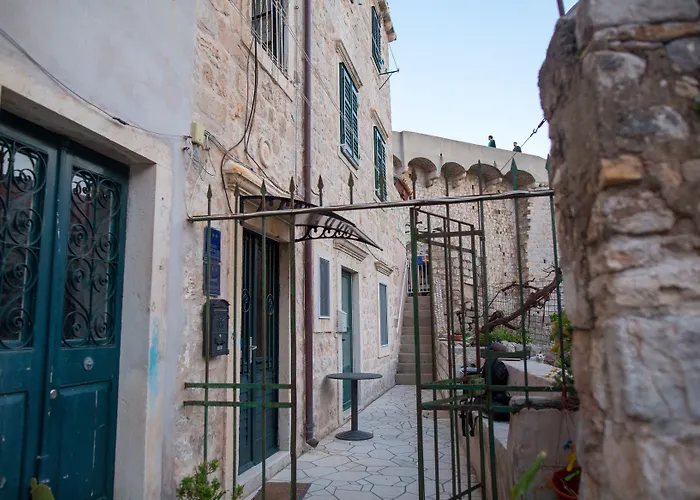 Pensionat Stayeva 11