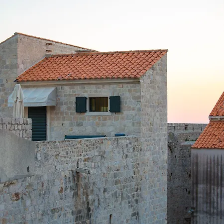 Stayeva 11 بيت ضيافة دوبروفينك